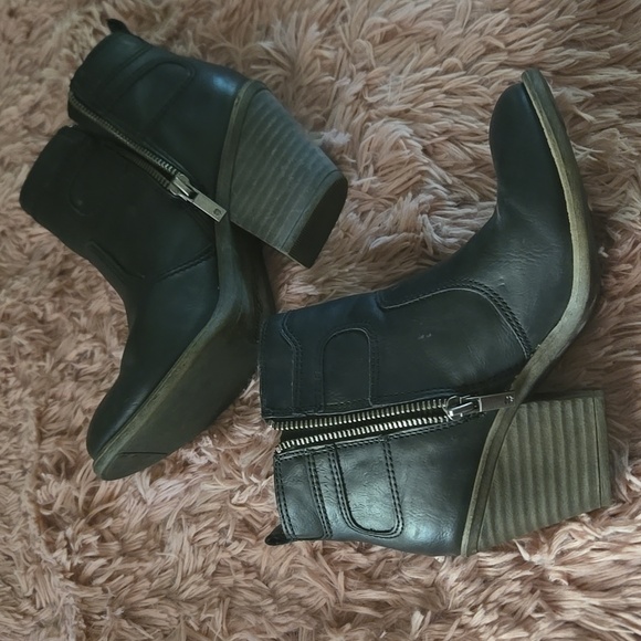 Lucky brand booties in great condition size 6 - Picture 6 of 9